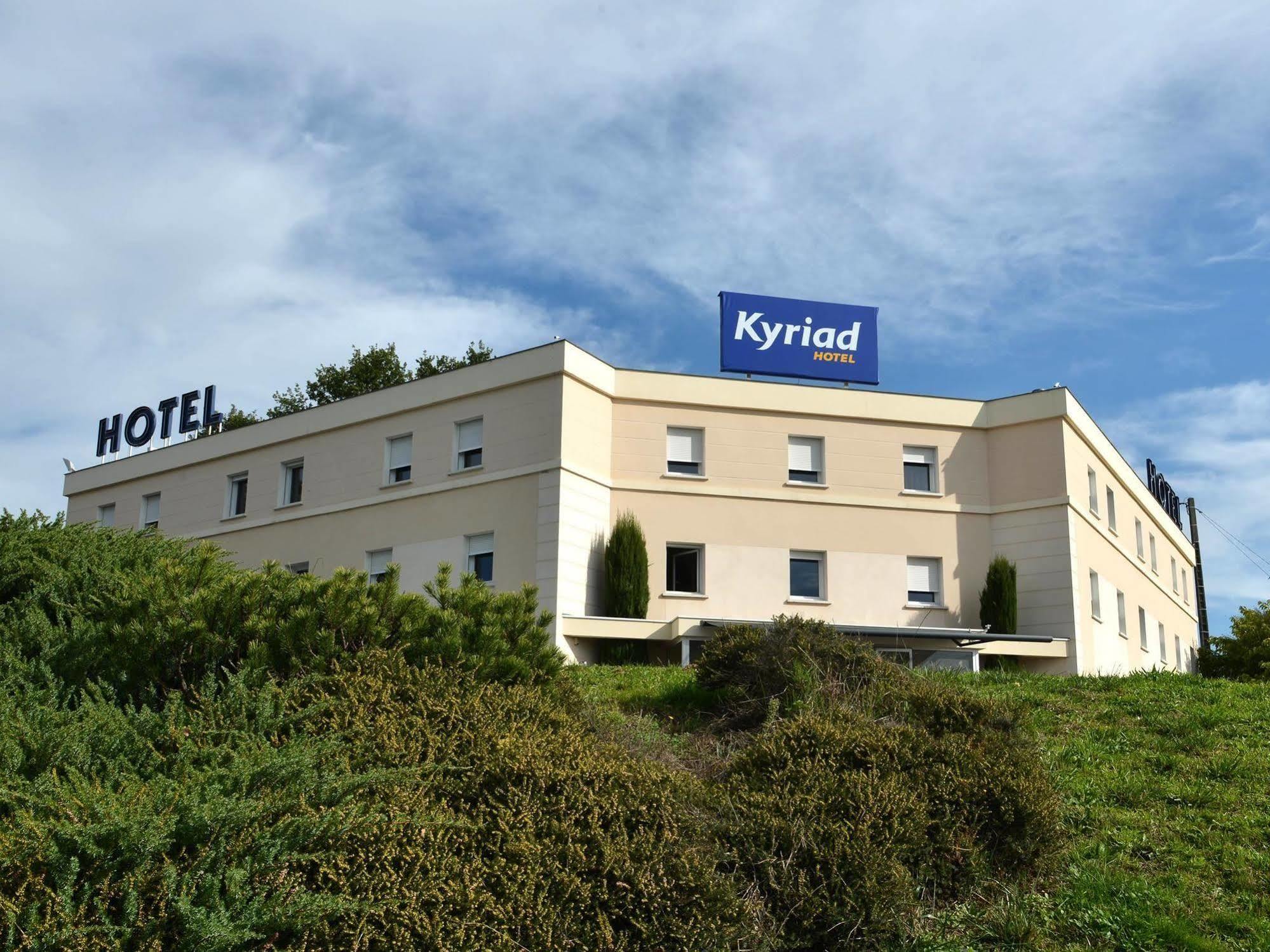 Kyriad Ouest Hotel